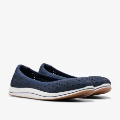 Online Breeze Roam Women Flats|Slip-Ons