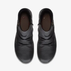 Hot Un Loop Top Women Boots & Booties